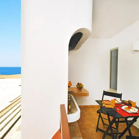 Apartment In Albufeira Near Sea Beach *