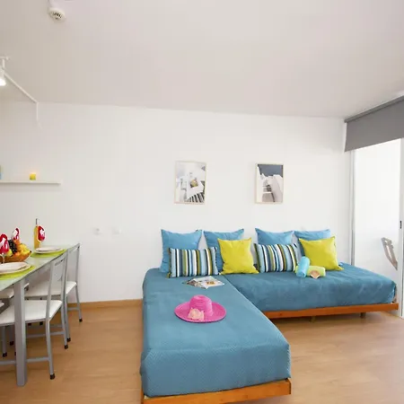 Апартаменты Apartment In Albufeira Near Sea Beach Албуфейра